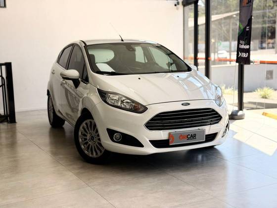 FORD FIESTA 1.6 TITANIUM HATCH 16V FLEX 4P POWERSHIFT